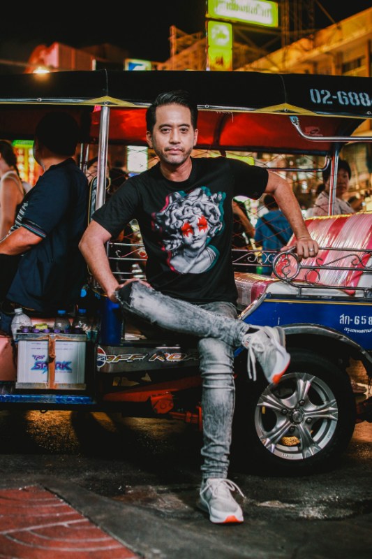 ปาล์ม นักร้องนำวง Instinct