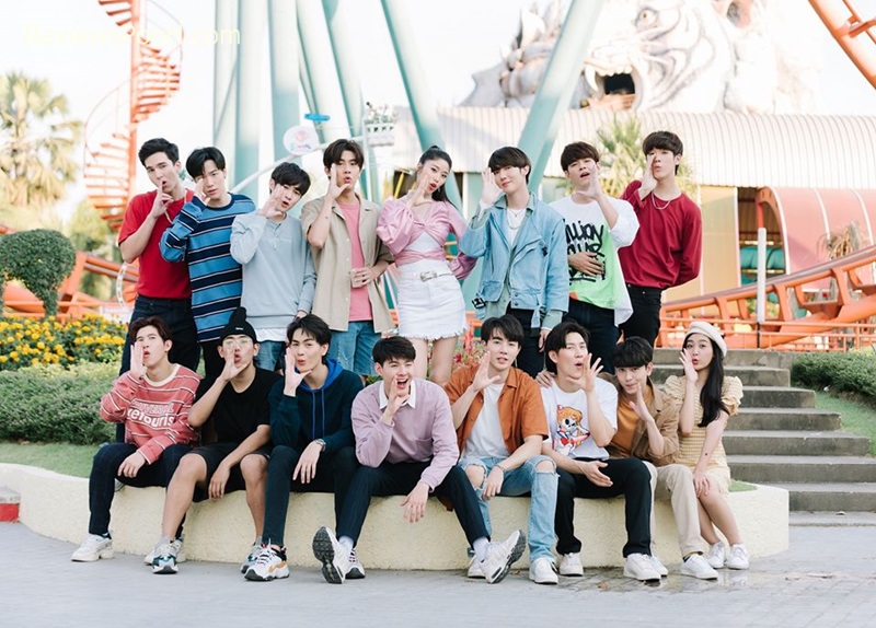 นี่คือรักใช่ไหม ( WHY R U ?)