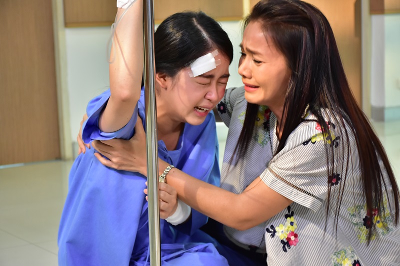 เรื่องย่อมงกุฎดอกหญ้า  EP.2 ตอนล่าสุด