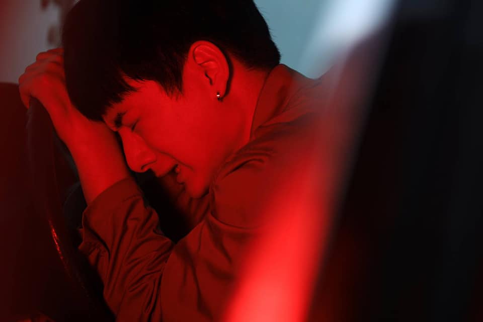 ลืมว่าต้องลืม  mv