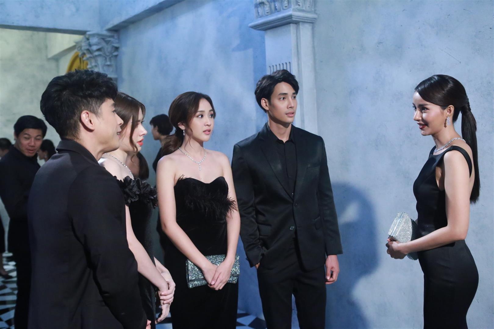 เรื่องย่อละคร สัญญารักสัญญาณลวง ตอนใหม่ล่าสุด EP.2