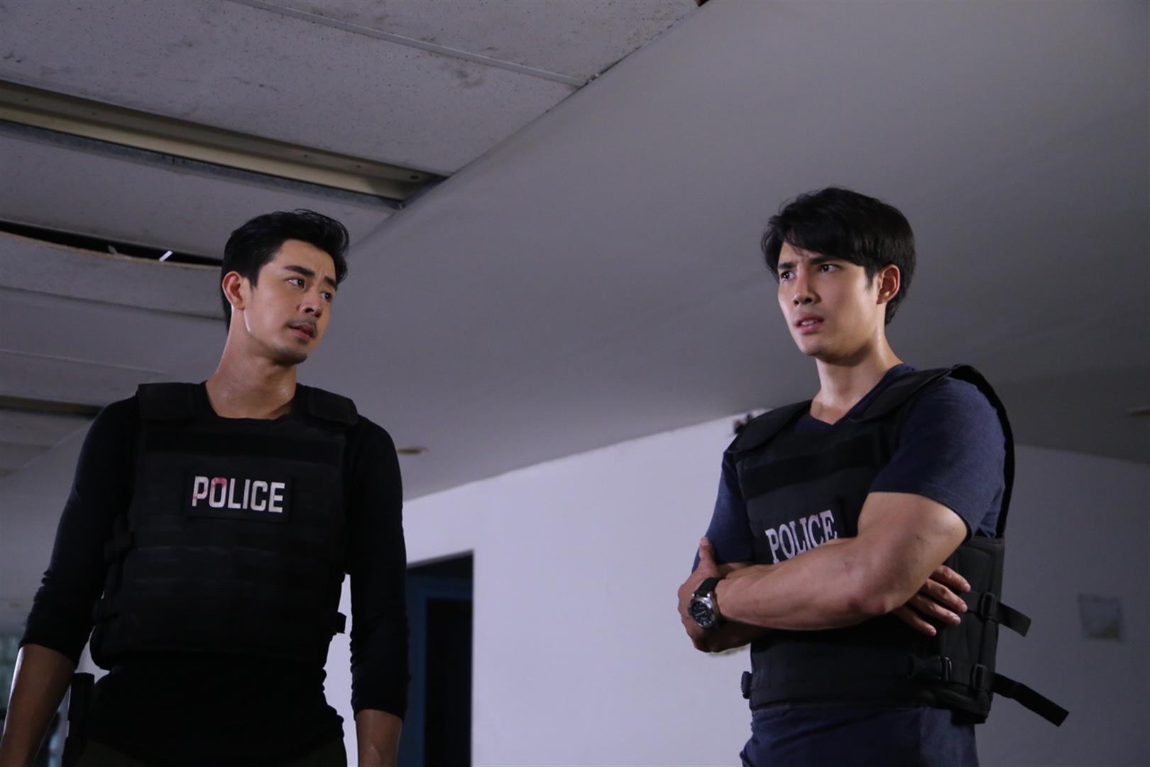 ภาพนักแสดง จาก ละครสัญญารักสัญญาณลวง