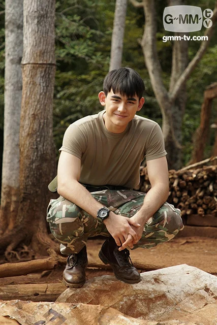 เดรก สัตบุตร แลดิกี รับบท หรั่ง