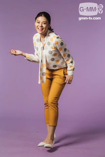 นักแสดงสาวออฟฟิศ 2000 ปี