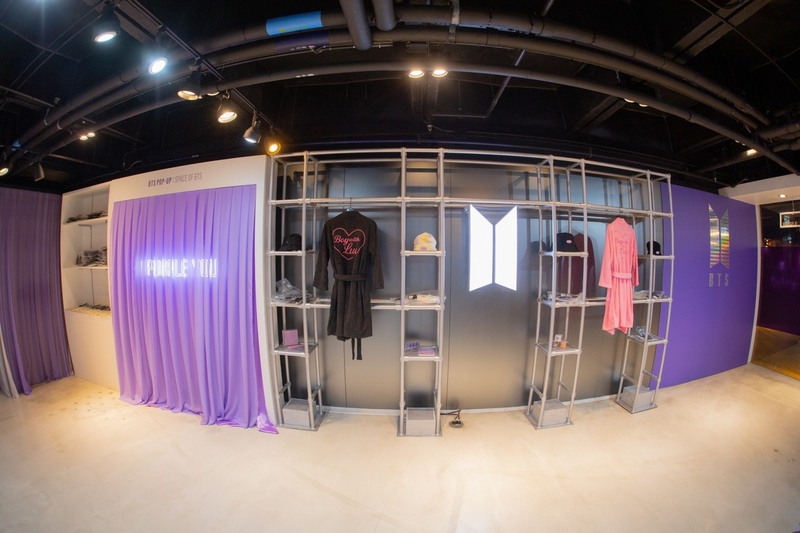BTS Pop-Up Store